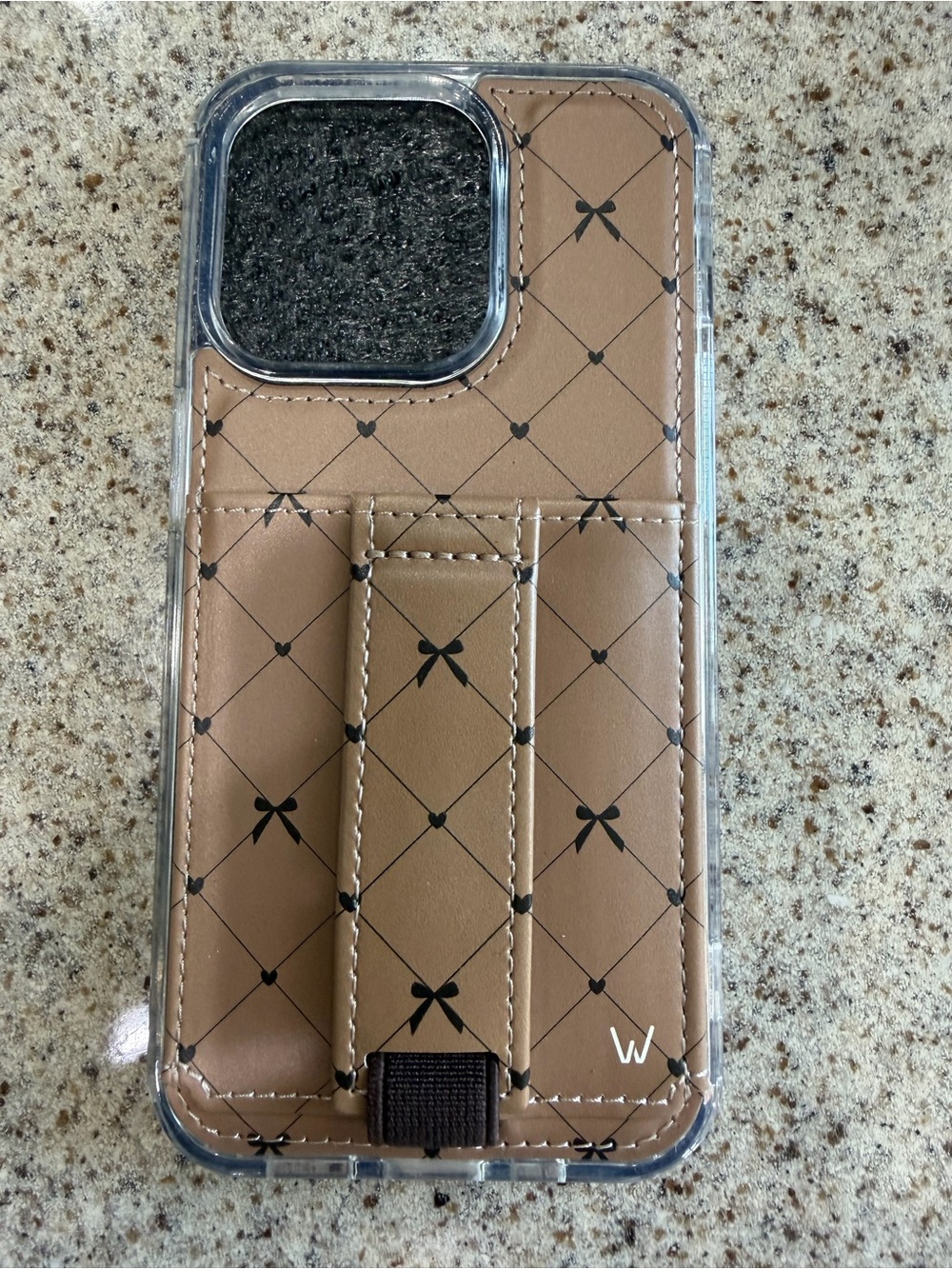 Brand new Walli phone case. 14pro
In package, never used.